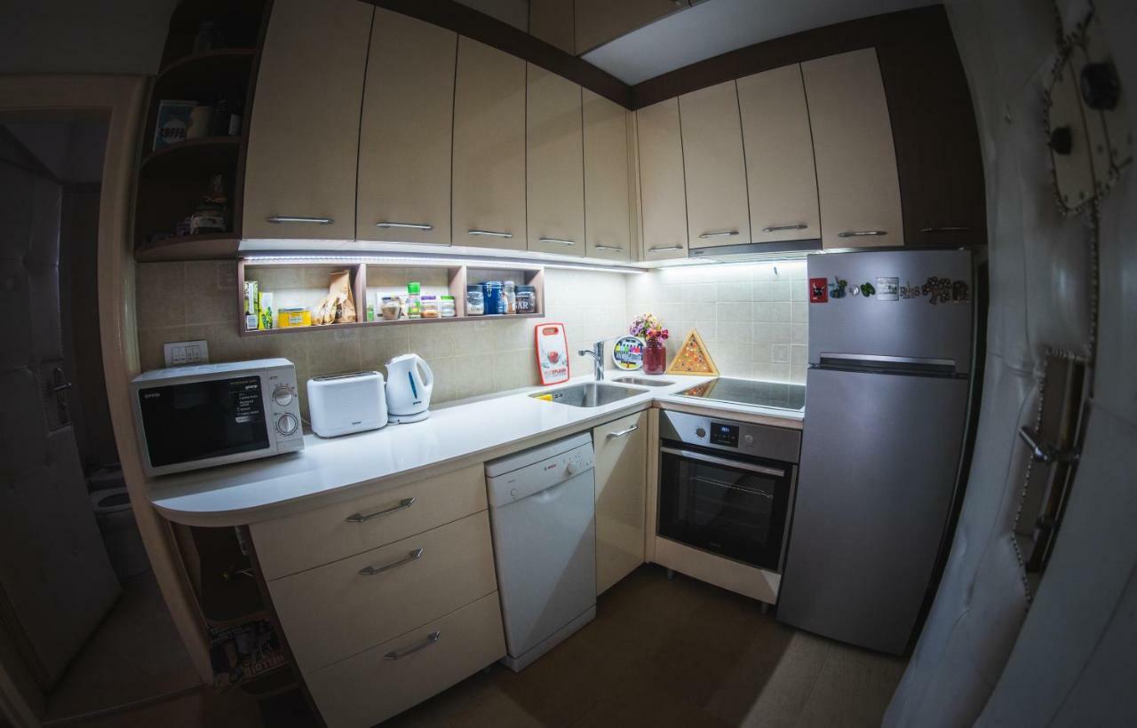 Crown Apartment With Garden View ベオグラード エクステリア 写真