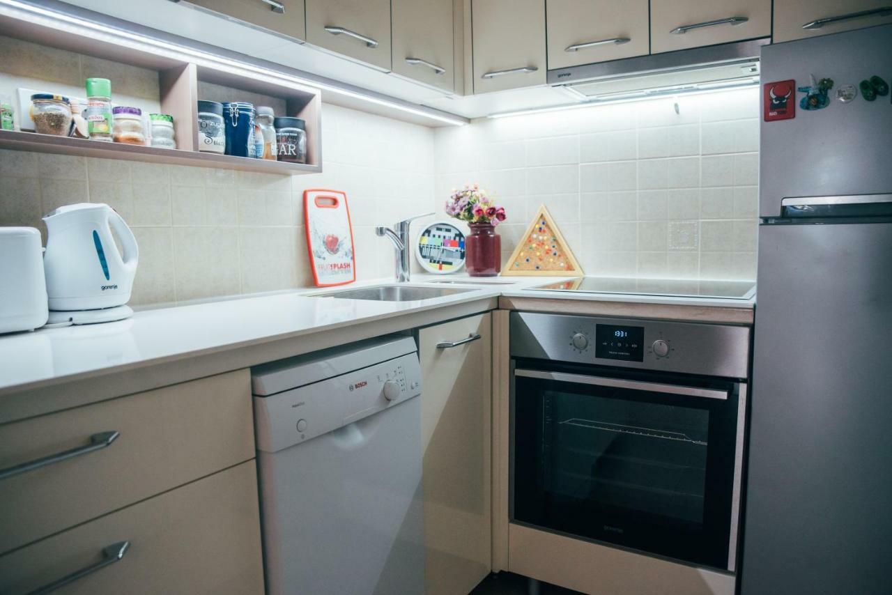 Crown Apartment With Garden View ベオグラード エクステリア 写真
