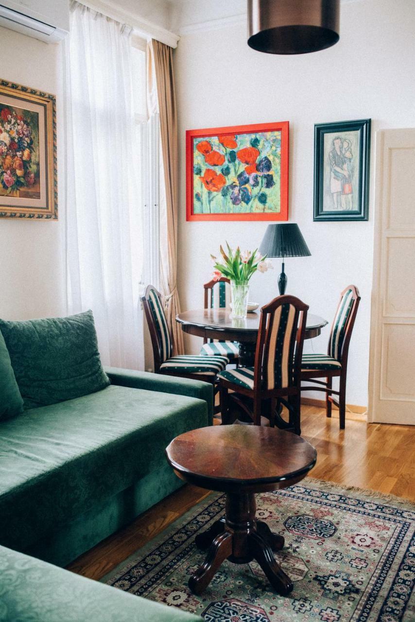 Crown Apartment With Garden View ベオグラード エクステリア 写真